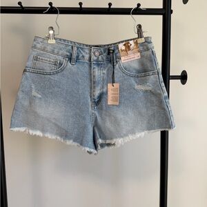 Sincerely Jules Super High Rise Denim Shorts Size 7/28 Light Wash Raw Hem